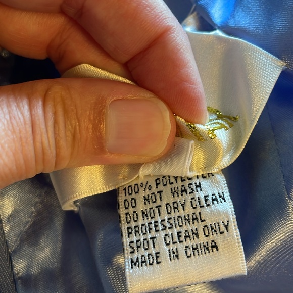 Periwinkle gown with beaded bodice - Picture 8 of 15